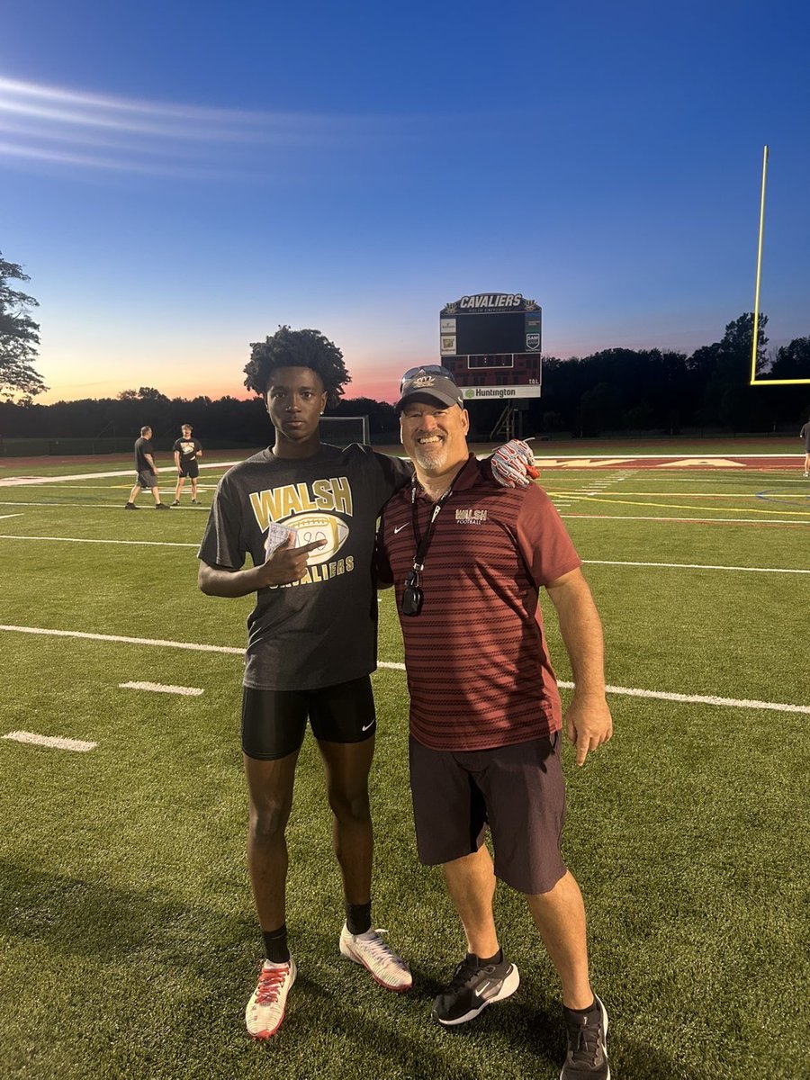LipkinsTy's tweet photo. Extremely grateful and blessed to have the opportunity to compete at the Walsh camp, had a great time and can’t wait to be back for a game day visit!!!
@Coach_Ferback @WalshUFootball @CoachFank1 @CoachPurtill @jaylon20Doss @CoachJHamilton_ https://t.co/BMHu8vFmHV