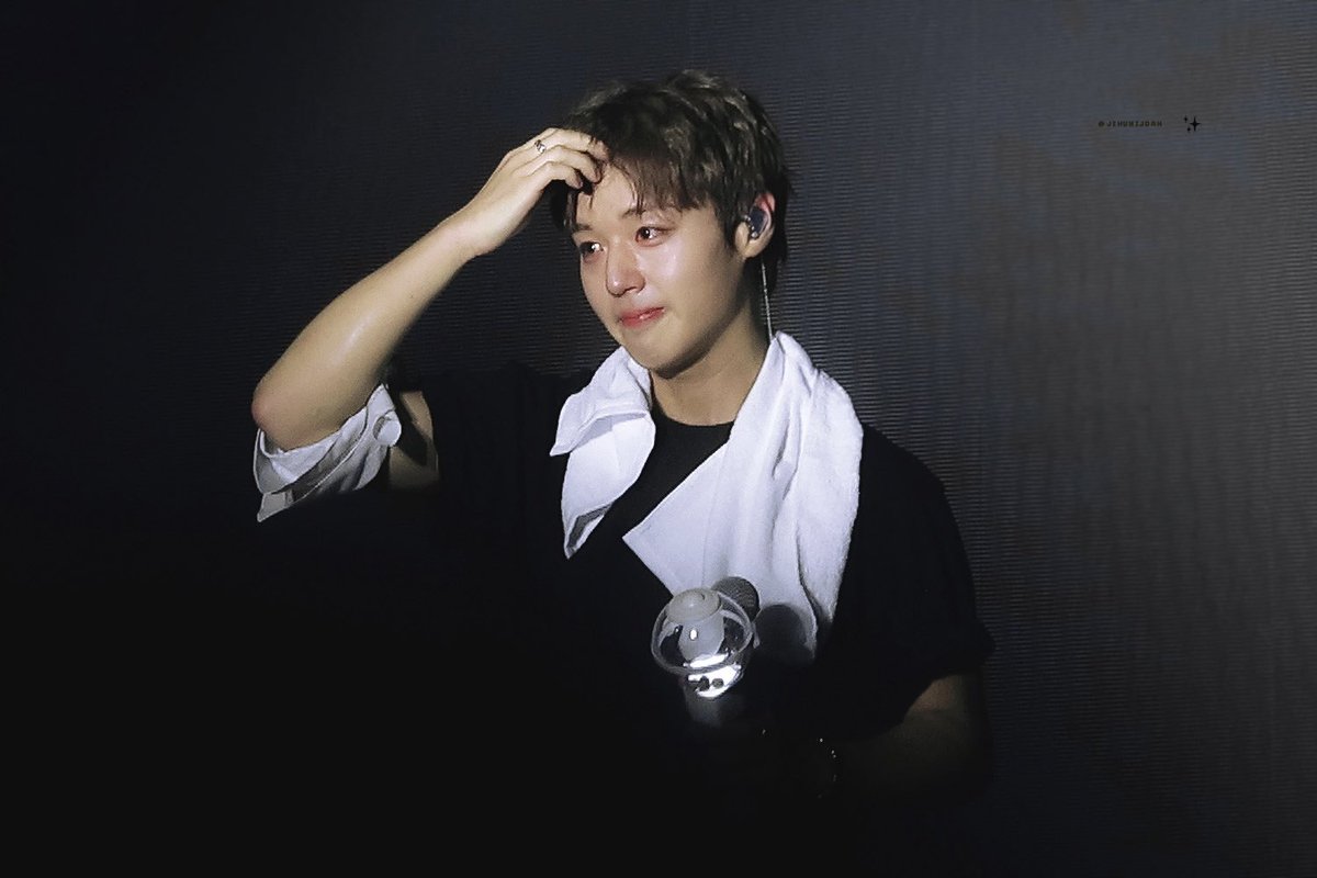 JIHUNIJOAH's tweet photo. 260531 FAN CONCERT 
[RE:FLECT] in SEOUL #박지훈 https://t.co/N0UiZKq15c