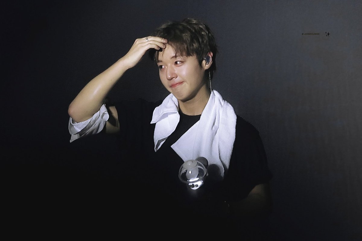 JIHUNIJOAH's tweet photo. 260531 FAN CONCERT 
[RE:FLECT] in SEOUL #박지훈 https://t.co/N0UiZKq15c