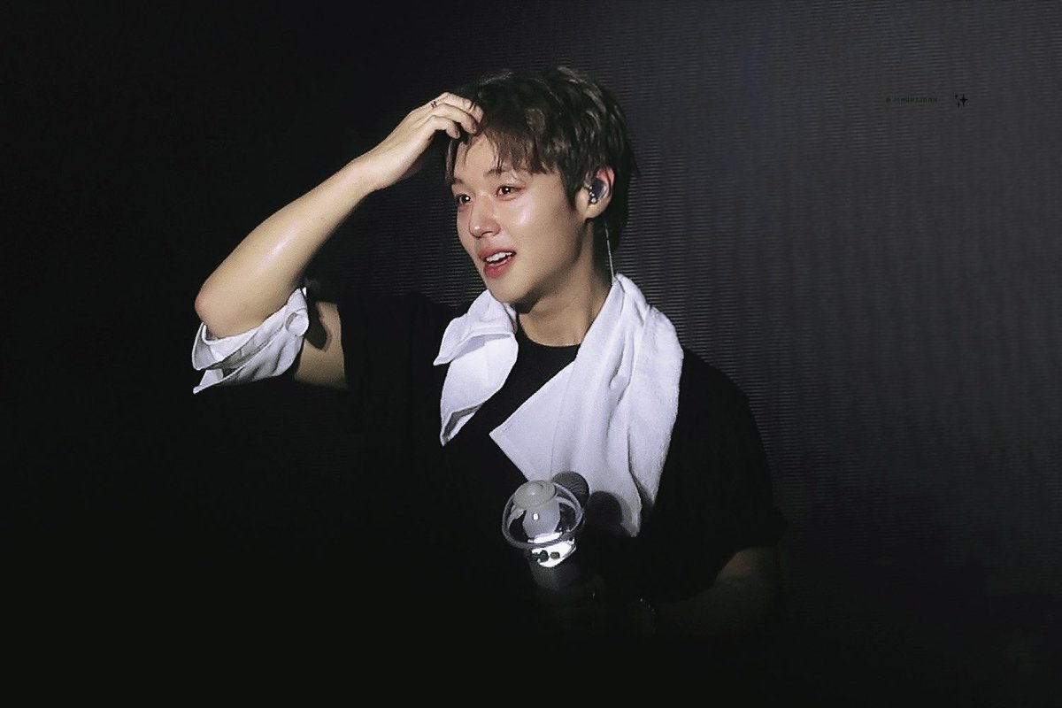 JIHUNIJOAH's tweet photo. 260531 FAN CONCERT 
[RE:FLECT] in SEOUL #박지훈 https://t.co/N0UiZKq15c