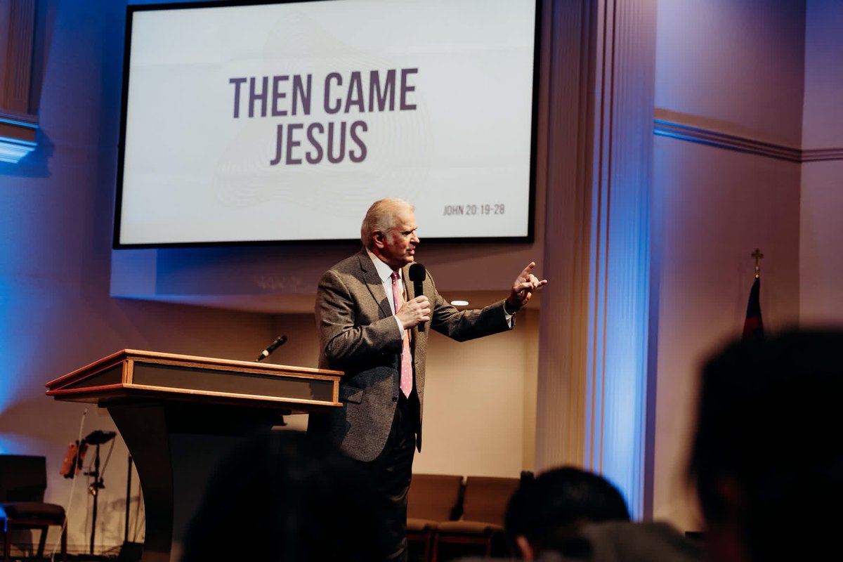 RWMartin63's tweet photo. Always a great Sunday when ministering for Pastor Gary Wheeler and First Church of Orange, Texas. Powerful altar service. God is doing great things in Orange. Thank you, pastor, for you and your wife’s kindnesses to me and Alison. https://t.co/ttNrHNQZcc