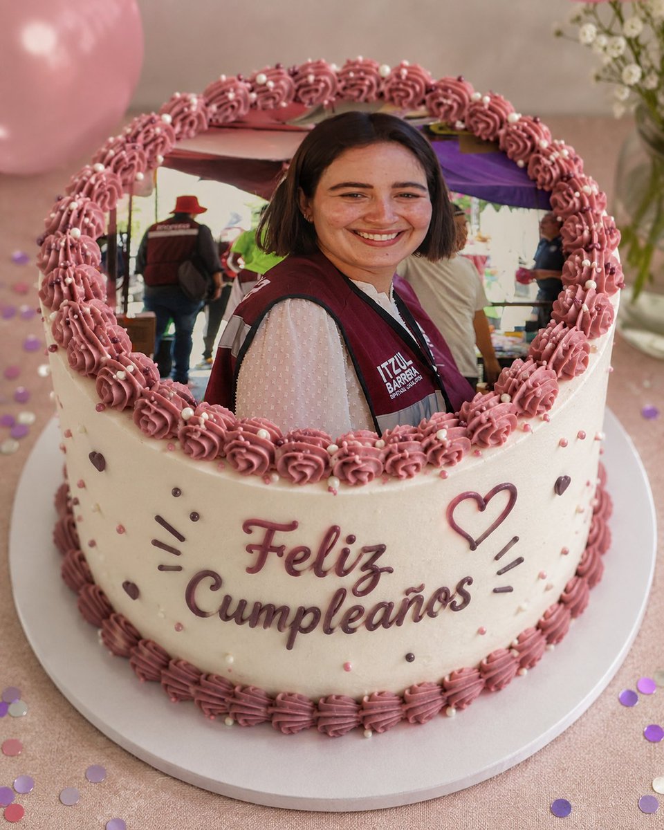 franz_buonapart's tweet photo. Gracias por sus felicitaciones, ya tengo mi pastel de cumpleaños para este día. 🎂🎂 https://t.co/dl0AOM9ogi