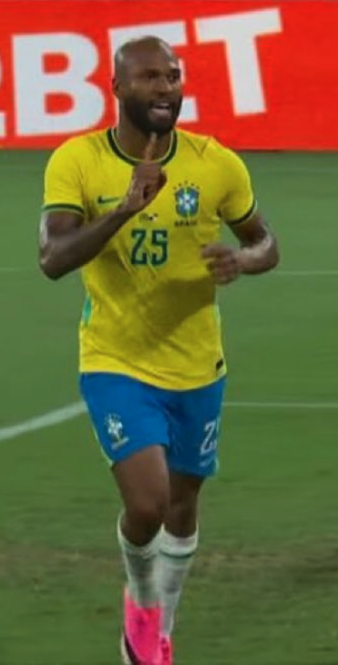 mpworld10's tweet photo. ambos surgiram no Cruzeiro, foram pra europa e vao jogar a copa sendo Cruzeiro legends..

IGOR THIAGO VAI COMPRAR O CRUZEIRO EM 2062 https://t.co/OYVOG0jKXR