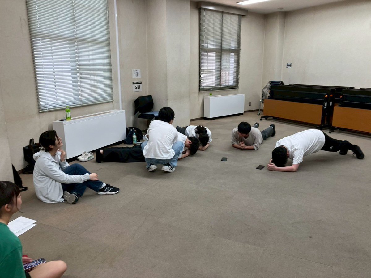 Tokage_Tale's tweet photo. 🦎5/24、稽古日でした🦎

特別公演の稽古始動‼️

ここから約2ヶ月
全員の力を最大限発揮し、良い作品���作れるよう一丸となって頑張ります

ご期待ください✌️

#しかたなくおどる
#とかげのしっぽ https://t.co/WOSWGu9pwv