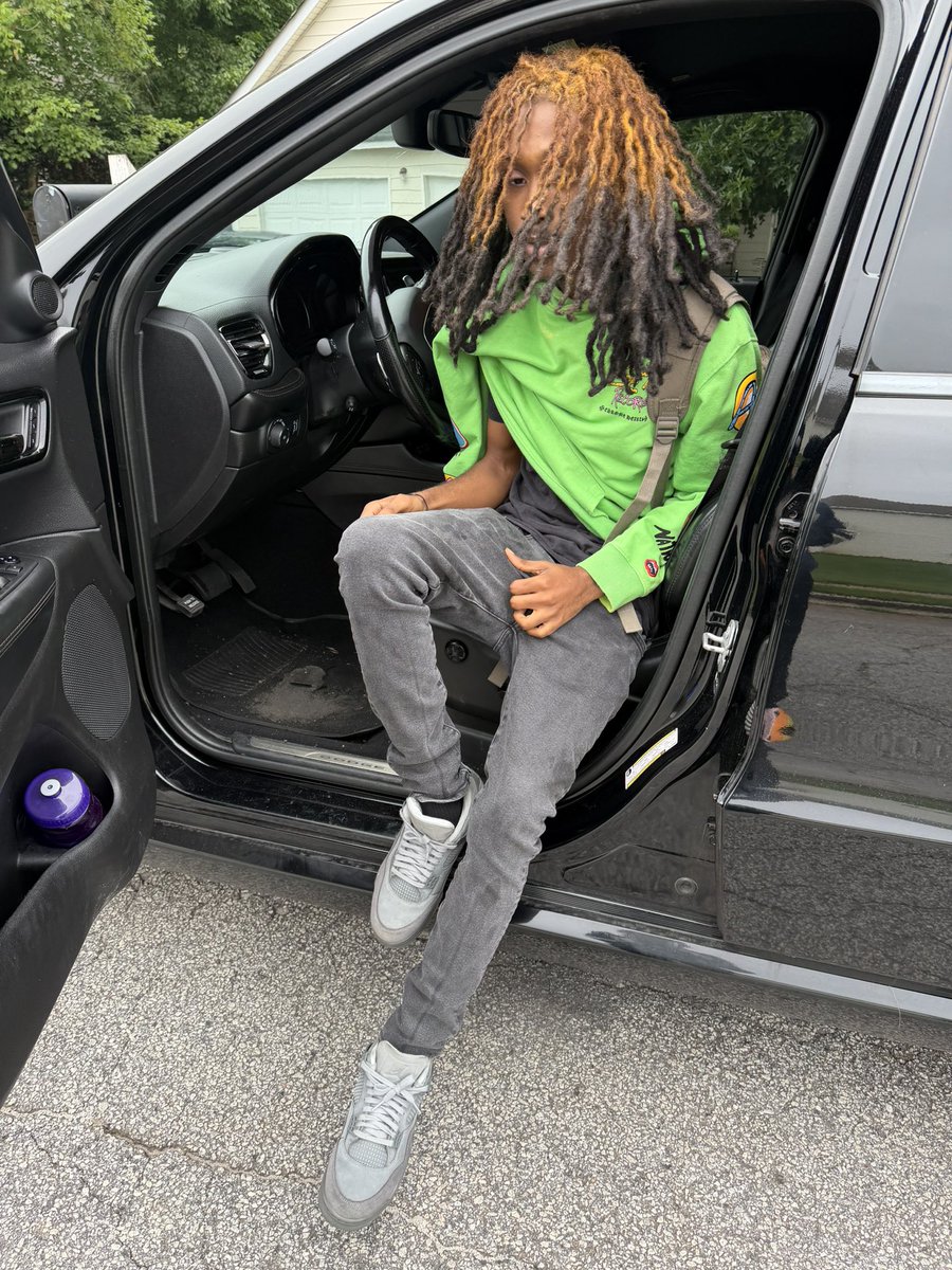 snak33bite's tweet photo. when u in da city jus doin it proper prolly need u like 2-3 chromes https://t.co/Dv9DWtvAN7
