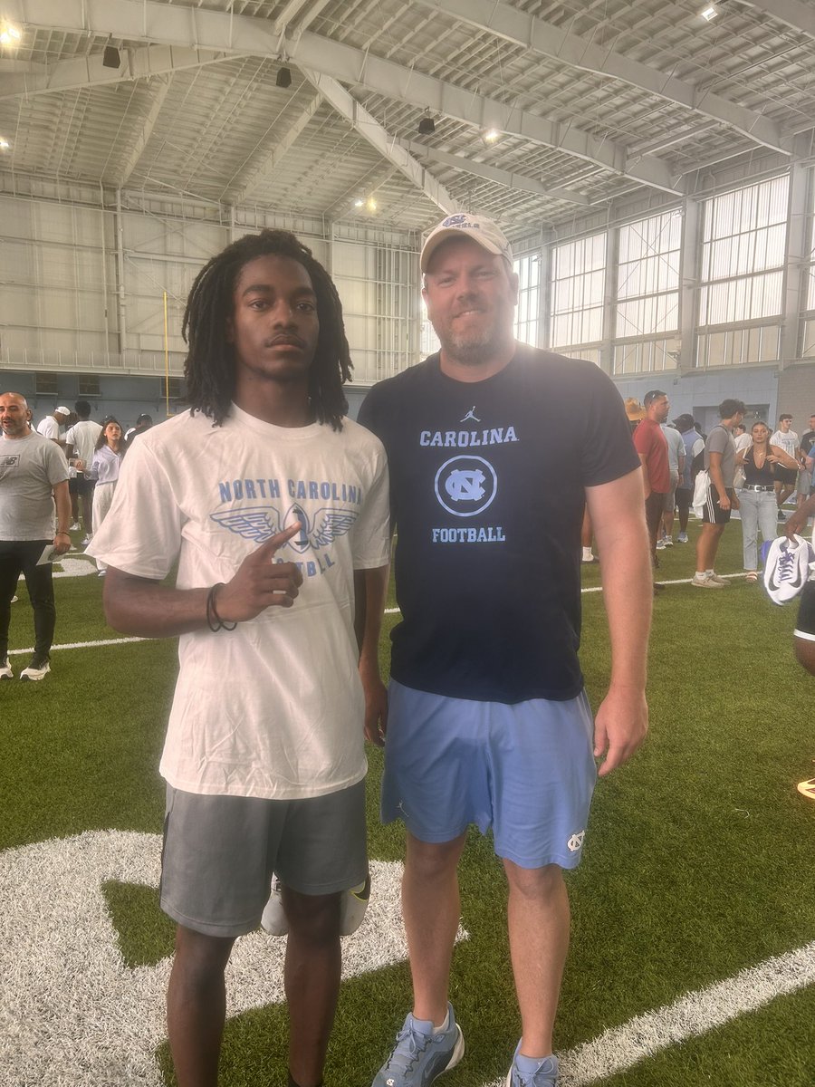 K_E_Wright09's tweet photo. First camp of the summer is officially done. Thank you @BlaylockAndrew for inviting me and thank you Coach Brian Belichick and @Ballhawk__8 for giving me pointers on being a better DB
@jbyrd0625 
@OnslowRecruits 
@BradRoach_8 
@Brandon_Odoi 
@UNCFootball https://t.co/PTkQoiqNYW