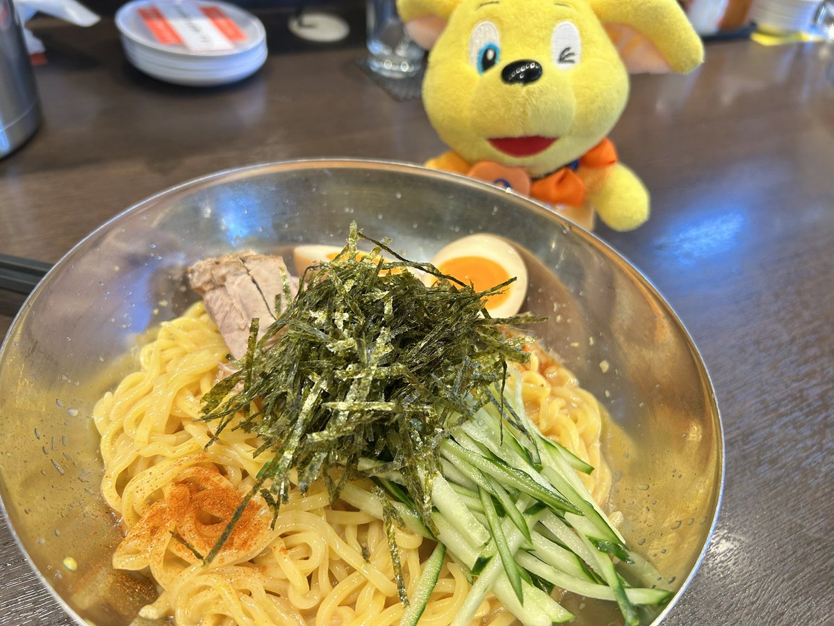 spulsepuma's tweet photo. 昨日試合後、何処で夕飯食べる？ということで冷たい麺類食べたいという私の希望で来来亭に決まり！

暑過ぎてそれしか考えられなかった🥵

この時期だけの冷麺めちゃくちゃ美味しかった😋

#来来亭 https://t.co/0oqdAVdc3k