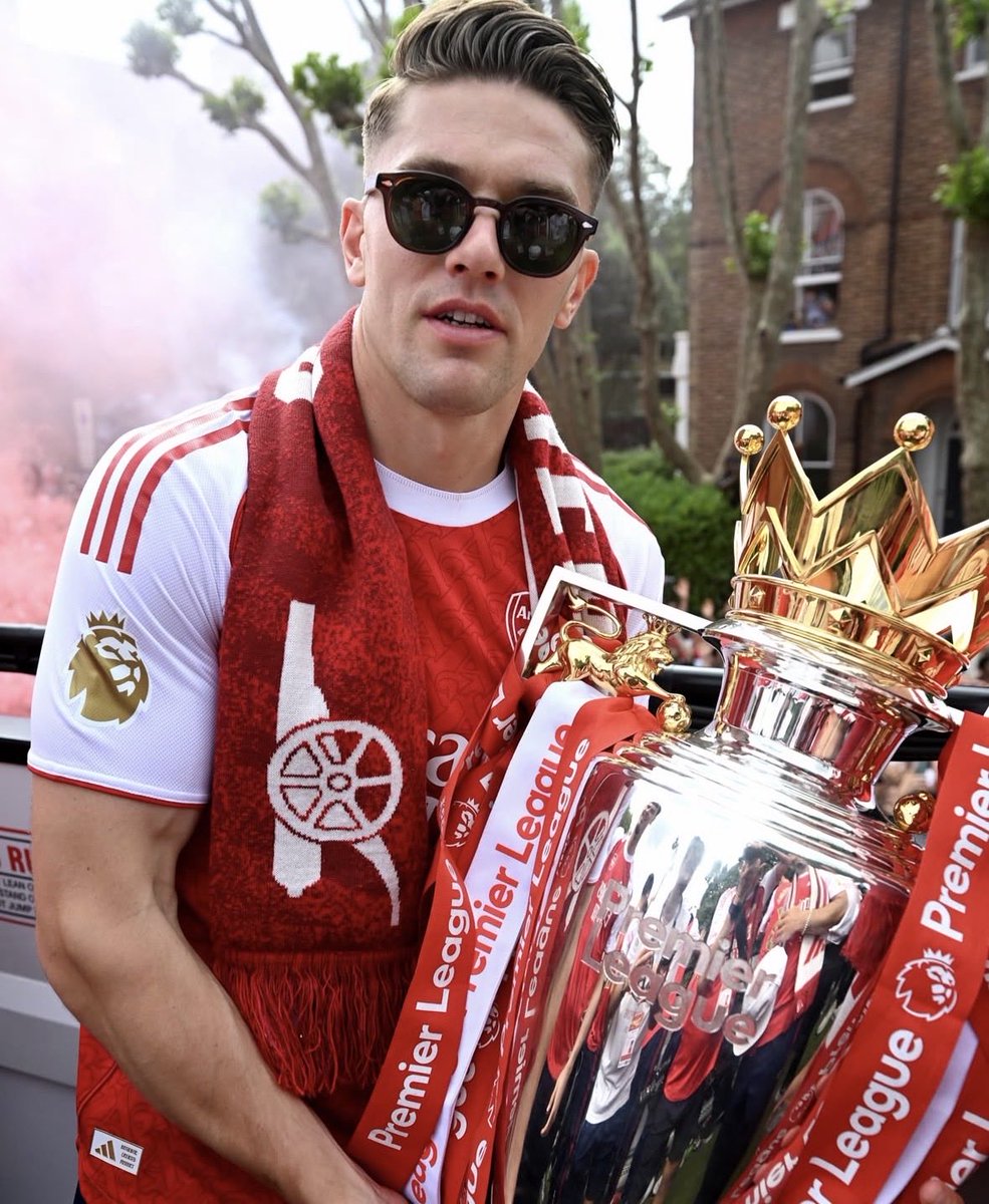 Mrblaqe's tweet photo. Champions https://t.co/vJgVE4A54L