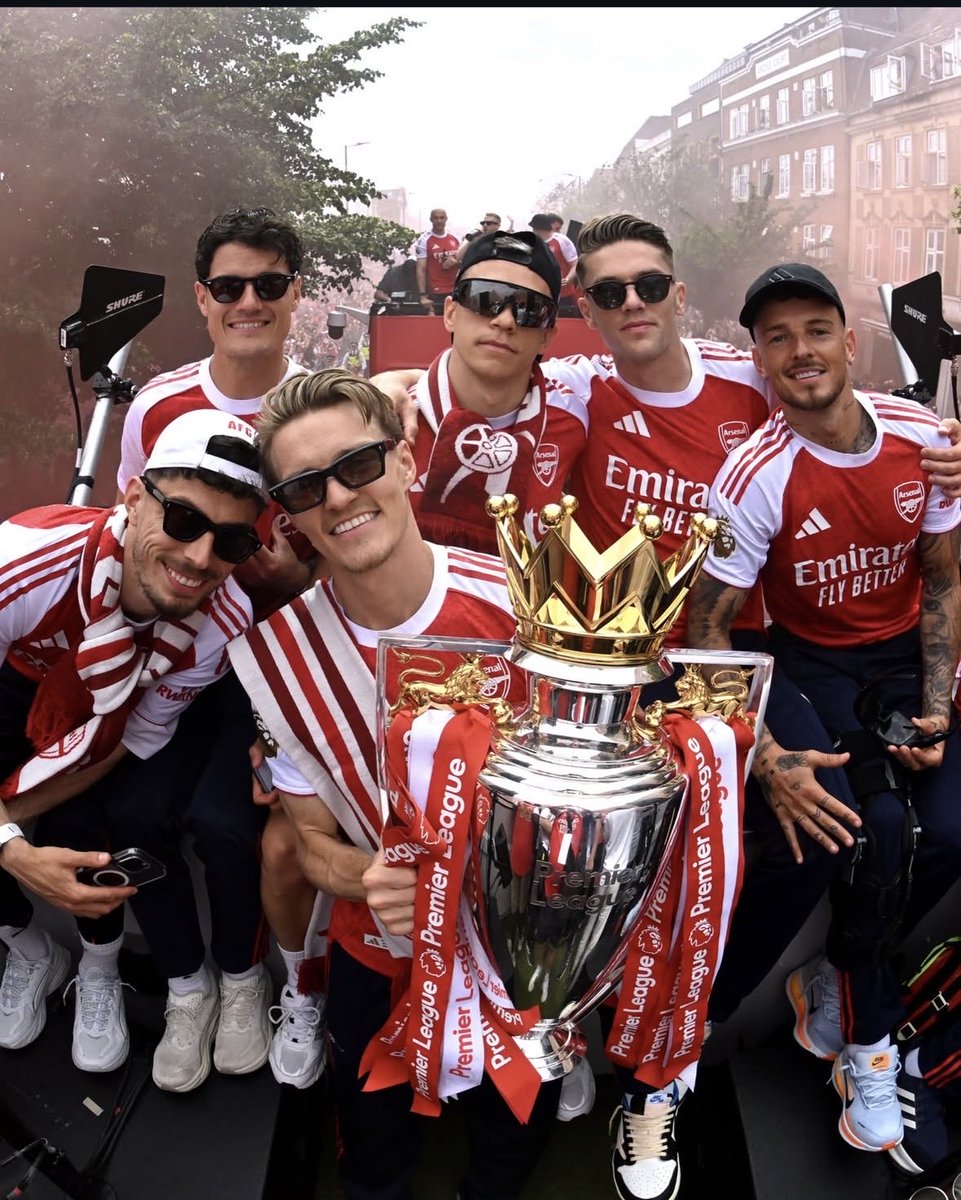 Mrblaqe's tweet photo. Champions https://t.co/vJgVE4A54L