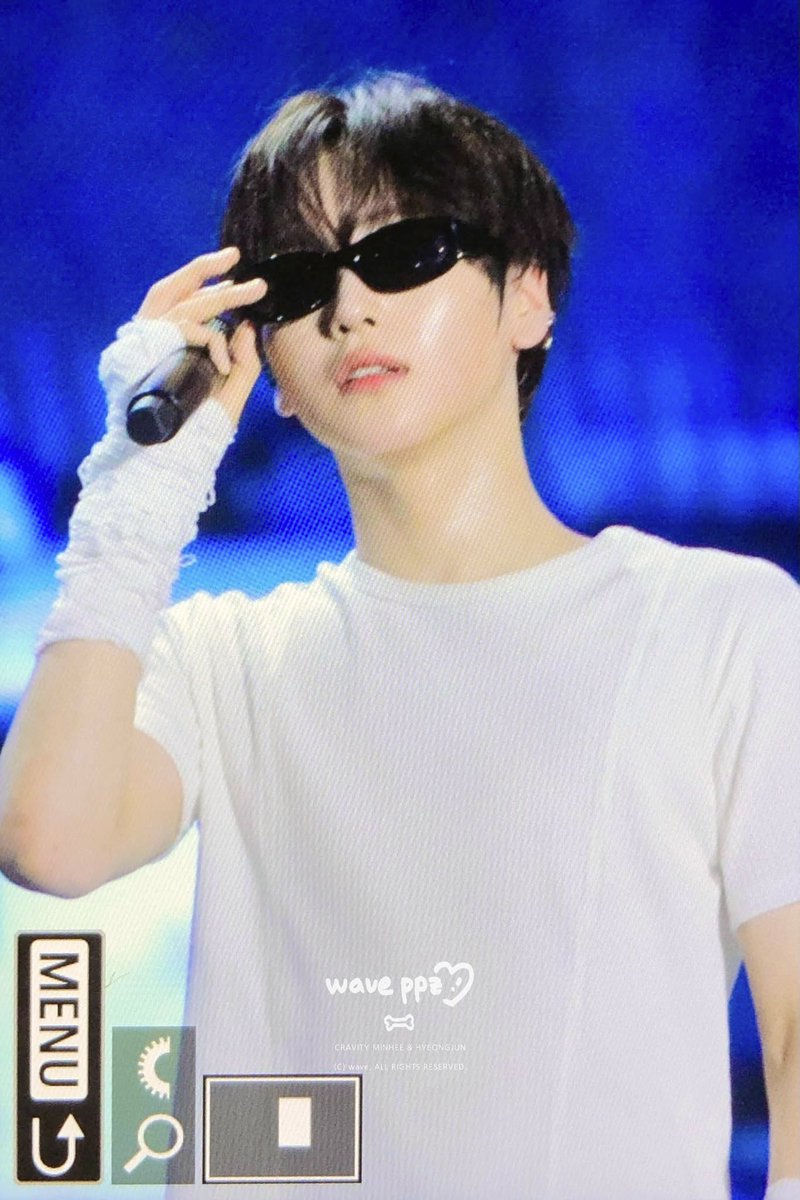 waveppz's tweet photo. 260531 ASIATOPMUSICFESTIVAL 

아 ㅋㅋㅋㅋㅋ 진짜 송잼민 ㅋㅋㅋㅋㅋ😎😎

#형준 #크래비티 #HYEONGJUN #CRAVITY https://t.co/wqLcVnPpmX