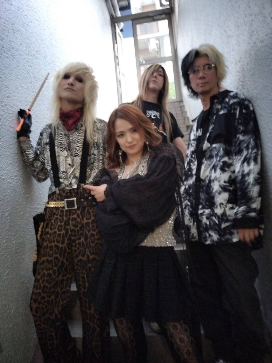 おはようございます！ ZYYG×JULIA会場に集まってくれた皆さん！配信で
