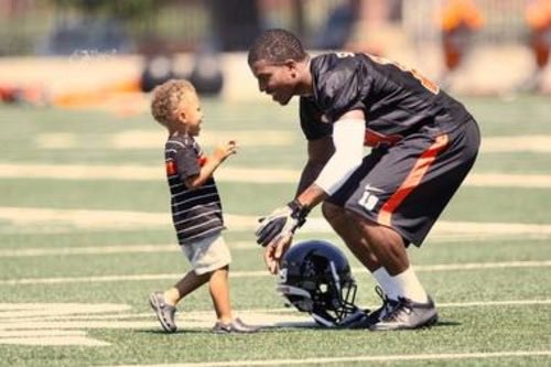 Nitr__o's tweet photo. After a Great conversation with @CoachFin_ i’m blessed to announce i’ve received an offer from OREGON STATE UNIVERSITY 🖤🧡

GO BEAVS
@CoachShephard @CoachhDre @JsmittyFB @EronHodges @MikeDoc40 @BrandonHuffman @NickFarman55 https://t.co/wgTSYVUiYM