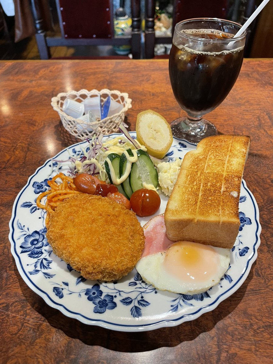 warabisco's tweet photo. 日記更新しています→
【北村早樹子日記】
https://t.co/5crkvVEeSo

映画『落下音』『名無し』を見て、昨日は友人の谷内一光くんの絵の具舞踏やマリヲくんのライブを見に行って、たくさん刺激をもらった。

noteはこちらから→
https://t.co/x7oIlFw3s3 https://t.co/mUI0ANCehn