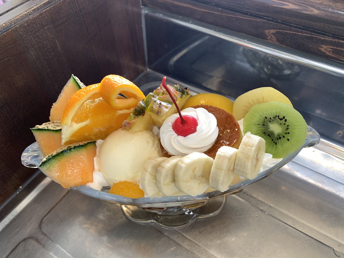 いつもご来店ありがとうございます😊 今日から6月ですね🐸 プリン