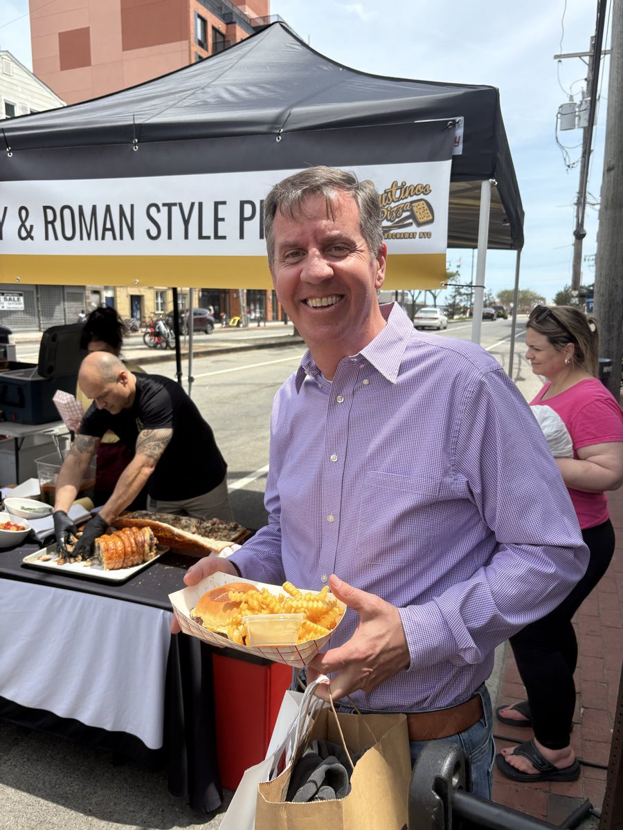 Sully4Assembly's tweet photo. It was wonderful joining residents and local business owners at the Ariola Annual Summer Festival today. Our small businesses are the backbone of this community, and events like these showcase the energy, talent, and spirit that make Rockaway such a great place to live and work. https://t.co/jWysUmh0w2