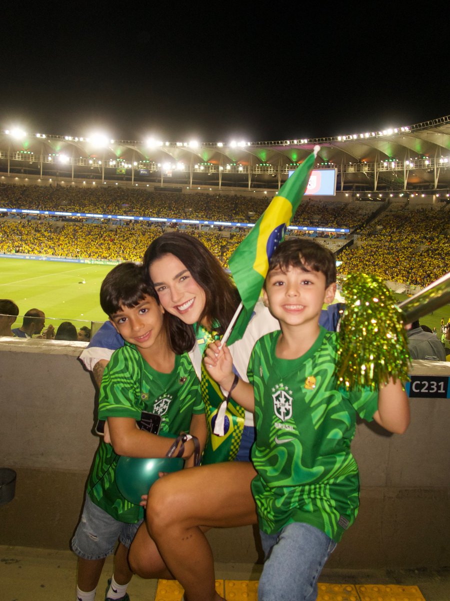 _dudaFournier's tweet photo. AMO AMO AMO 😍🥹🇧🇷 https://t.co/VK94zIfB4R