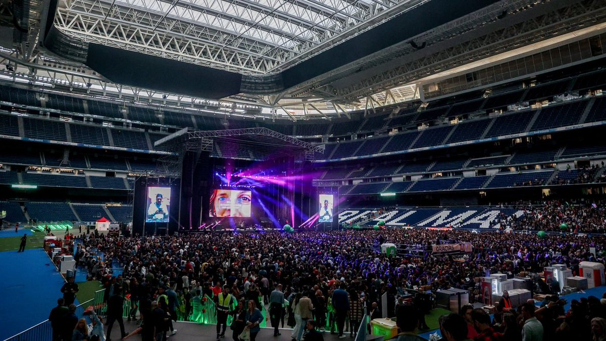 solofichajes123's tweet photo. 🗣️Florentino Pérez anuncia en @el_pais el regreso de los conciertos al Bernabéu: "Ya está arreglado. Tenemos el apoyo del Ayuntamiento y la Comunidad, que van a hacer unas normas especiales" https://t.co/Dygfs0rWwD