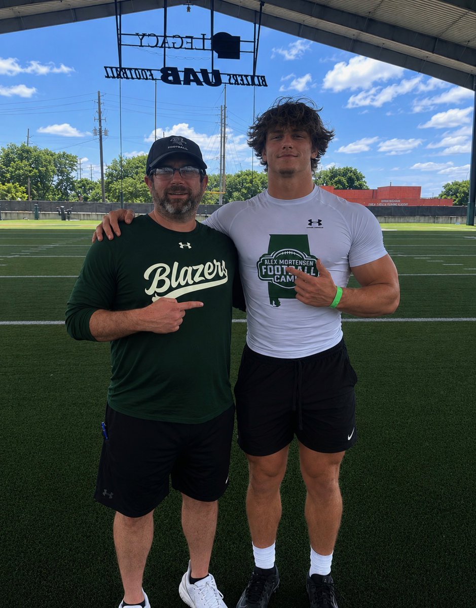 Aaron326C's tweet photo. Great day to compete with the boys at @UAB_FB mega camp!!! @Stathen5  @ZJA34 https://t.co/iHzzVx6sd7
