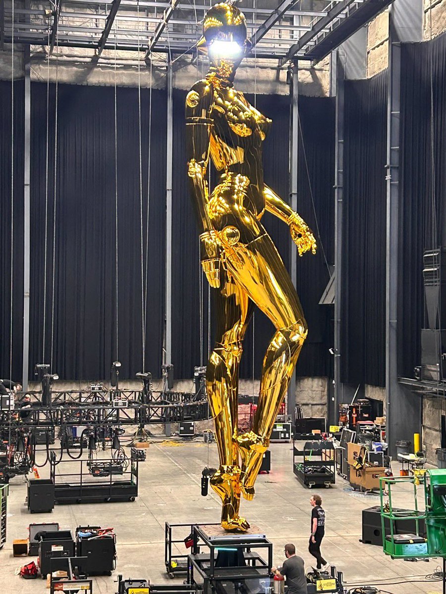 The Weeknd tweet media