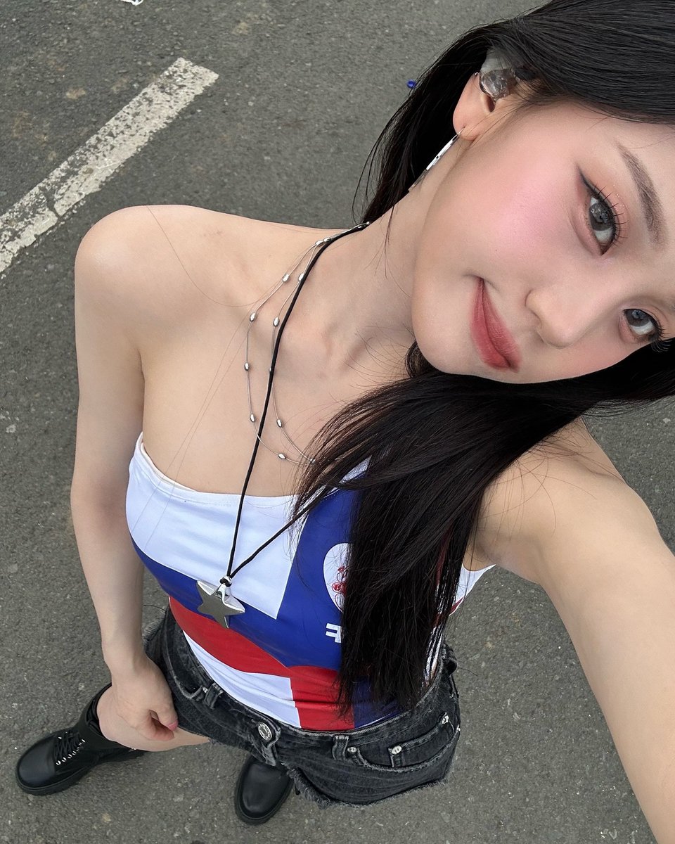 urmochis's tweet photo. Nada como despertar de la siesta de belleza mensual que con el #𝑚𝚎𝐨𝑤𝚐𝐫𝑙𝕤ᰍ𝕣e𝐭ur𝕟s, claro que después de escuchar #𝐛u𝕣n𝕚ngːฅuթꕨ no tuve otra opción más que salir corriendo a la #𝕔hu𝕣r𝕣r𝕣᪇ꕀթαr𝐭y pues mis niñas volvieron para romperla. 

𝐥o͞𝕧ǝ &amp; #𝔼unji https://t.co/BAFl16vzjs