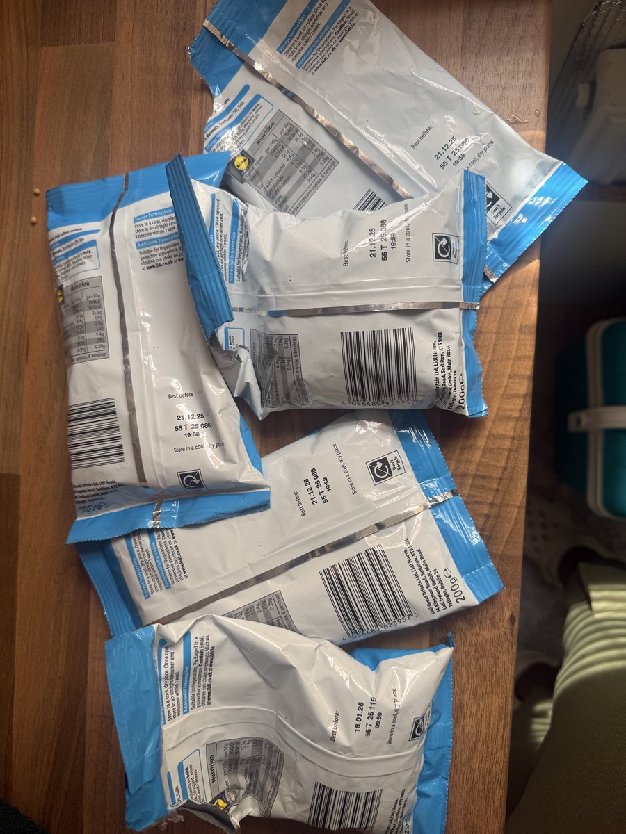 lagosrush's tweet photo. Here is me acting on advice after I’ve been sick for 3days as a result of product consumed from @LidlGB  which was already expired. I realised the content had a funny smell but I was just a bit confident because it was from Lidl. After 2days of been sick, I tried to trace back, https://t.co/sHGJuFTK2g