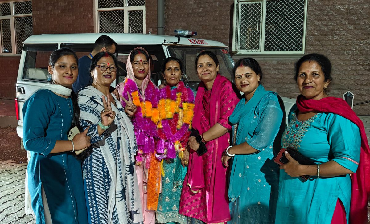 rajeevbindal's tweet photo. सिरमौर भाजपा फतह की ओर
नाहन विधानसभा क्षेत्र के जिला परिषद वार्ड न0 12 त्रिलोकपुर (काला आम) से श्रीमती प्रोमिला शर्मा जी व वार्ड न0 11 बनकला से श्रीमती अंकिता शर्मा जी को जिला परिषद चुनावों में विजयीश्री प्राप्त होने पर बहुत-बहुत बधाई एवं शुभकामनाएं। https://t.co/i0IOdotokh