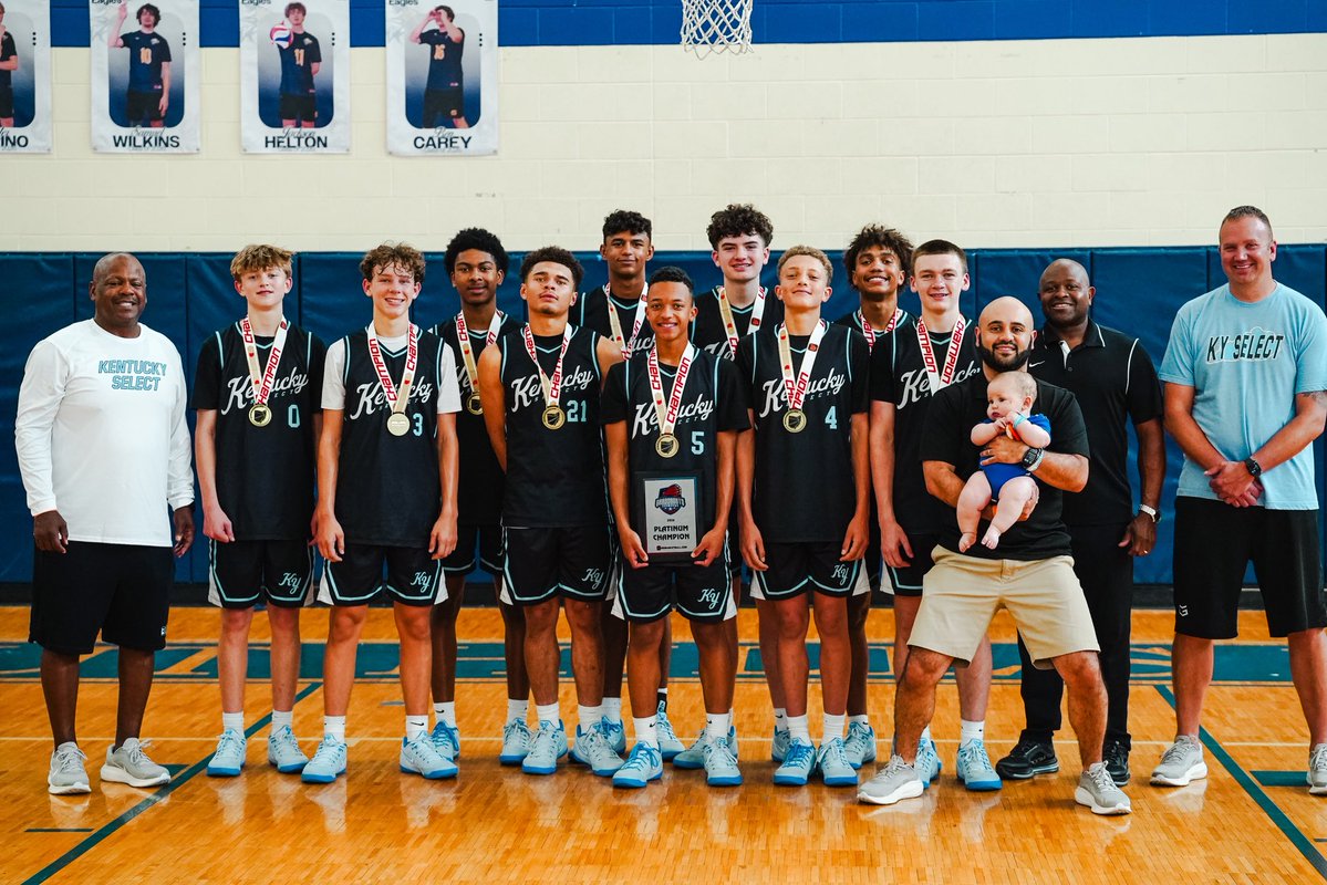 KySelectAAU's tweet photo. 2026 @Ohio_Basketball Grassroots Showdown 9th Grade Platinum Bracket Champions - 15U/2029 Kentucky Select! https://t.co/ScltWGN5IM