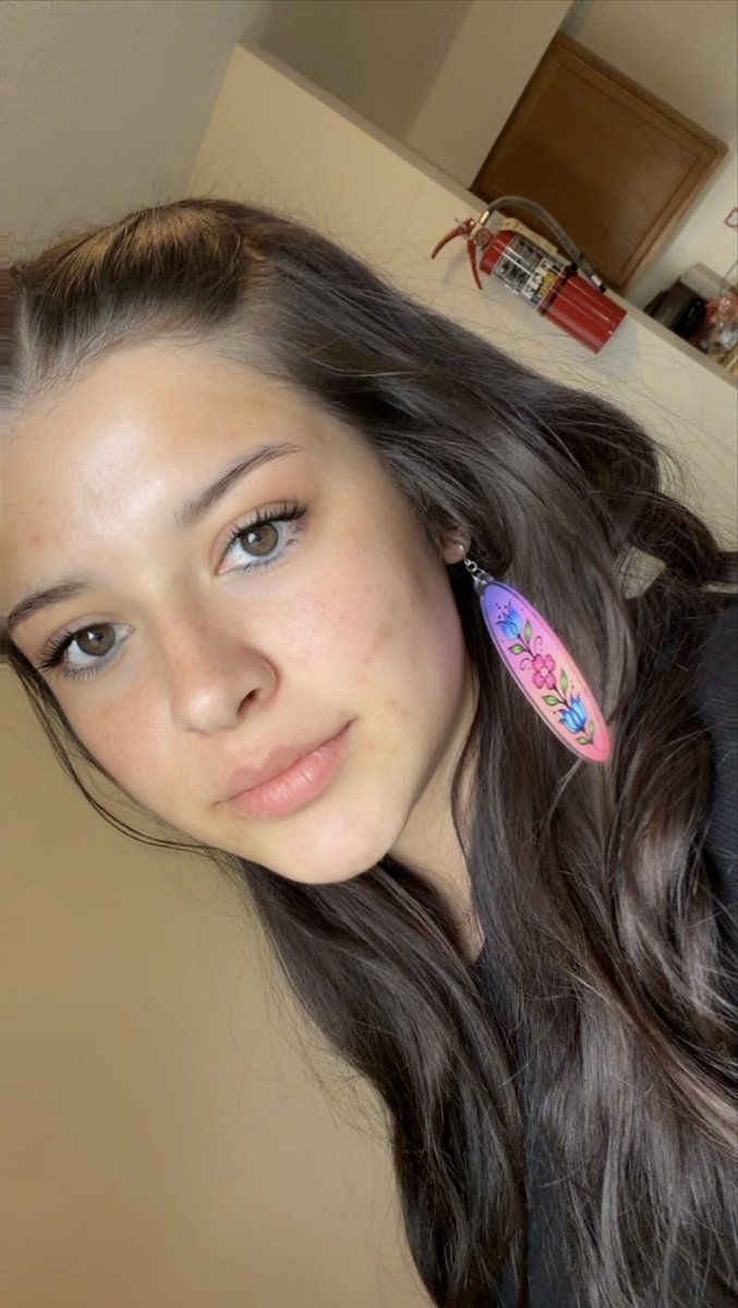 niibidoon's tweet photo. I design some acrylic earrings, what do you think?☺️❤️ https://t.co/pHTMVSo22q