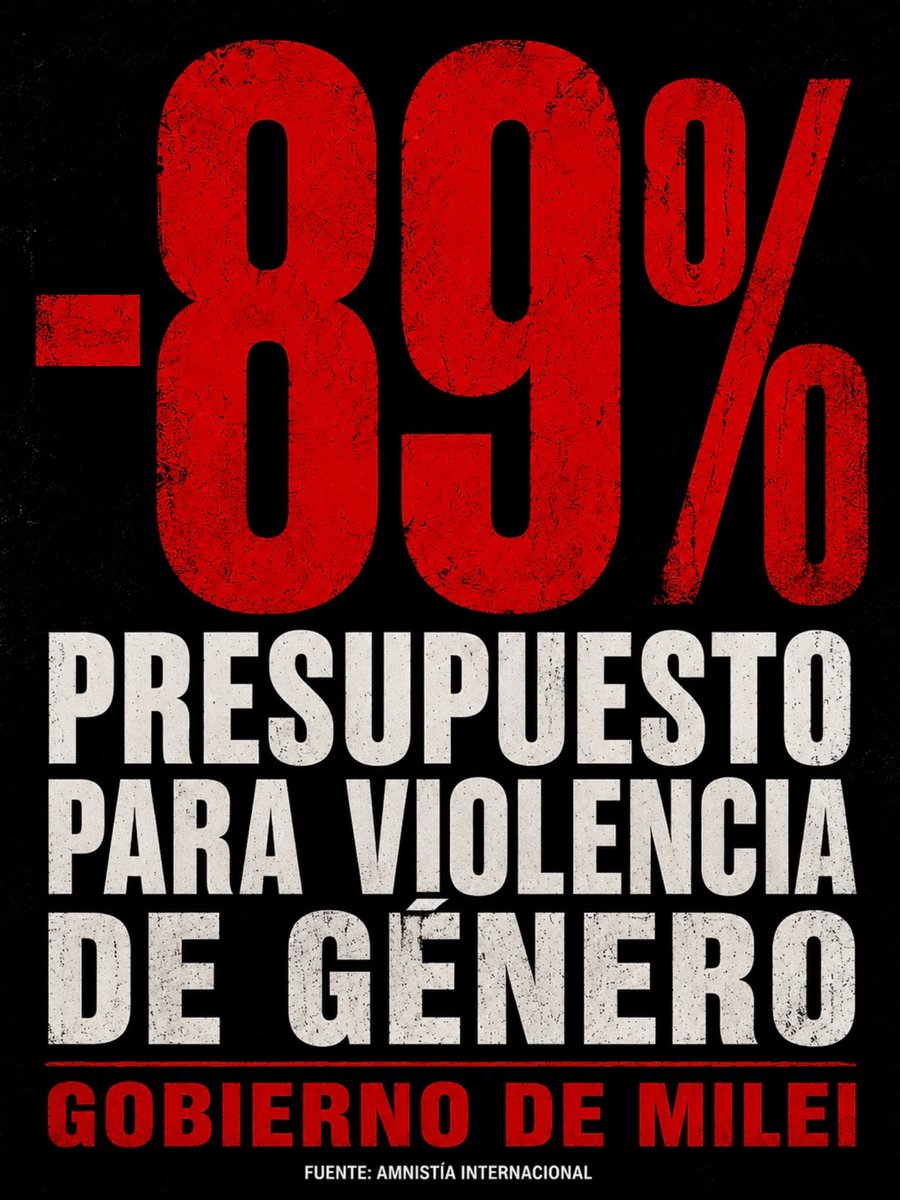 EcharrenF's tweet photo. MILEI ODIA A LAS MUJERES, también odia a los discapacitados, a los jubilados, a los periodistas y a los argentinos. 

Desde 2023 disminuyeron el presupuesto un 89%. Cerraron programas, vaciaron políticas públicas, desmantelaron todos los dispositivos de cuidado, prevención y acompañamiento y ahora quieren instalar que las mujeres que denuncian mienten.

Le llaman “falsas denuncias” para que la Justicia mire para otro lado y para meterle miedo a cada mujer que se anima a pedir ayuda.

Sin estado, las mujeres quedan solas.