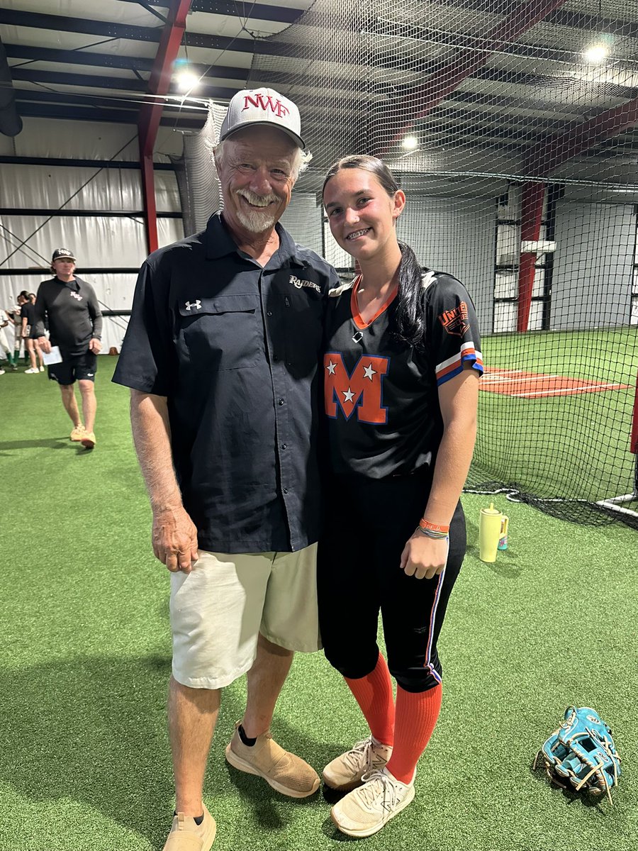 AubreyMulterer's tweet photo. Thank you so much all the Coaches and players! I had so much fun @NWFRaiders_SB camp! Thank you to @CoachNelson_NWF and @AndyLeeNWF https://t.co/wogY6y0c1D
