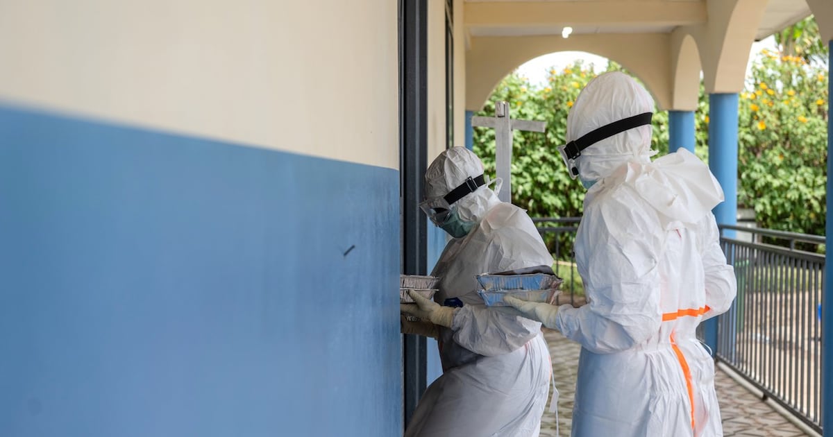 CanHealthwatch's tweet photo. Ebola outbreak in DRC could take years to contain, expert says https://t.co/DXcDbowVO1 @CTV 
↷ https://t.co/0JGmpUj67z 🍁 https://t.co/Latr1Fz1Hl