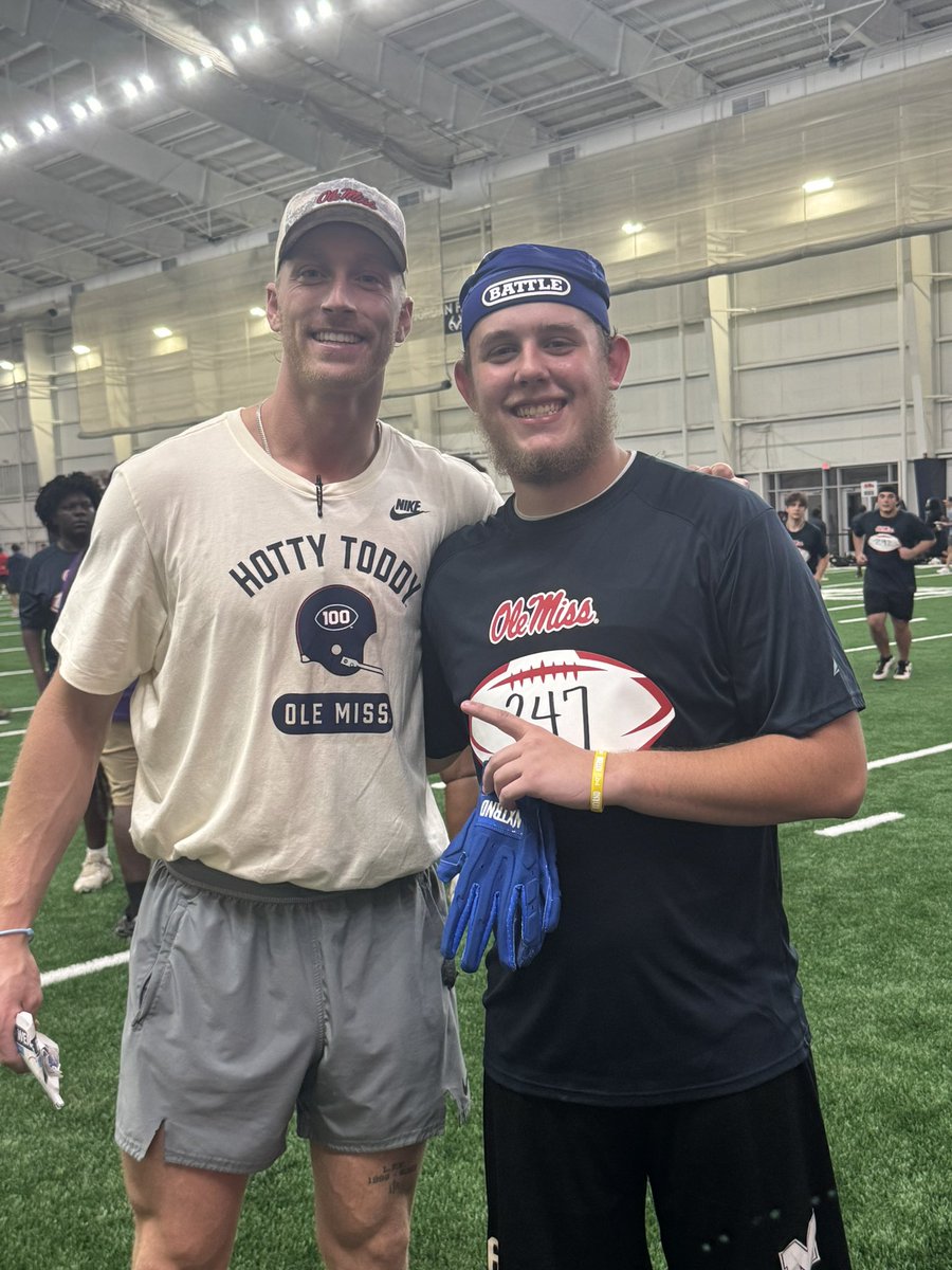 willwestbrook28's tweet photo. Blessed to compete at the Ole Miss Sunday Night Camp.

📏 Broad Jump: 7’2”
⬆️ Vertical: 27”

Learned a lot from a great coaching staff and gained valuable exposure.

“Commit your work to the Lord, and your plans will be established.” — Proverbs 16:3

 #Recruiting #ClassOf2028 #HottyToddy #EDGE #MandevilleFootball @Mandeville_FB @coachjones99 @LetsGo_Bo5 @_Michael_Hud24 @jdhess7 @RebelsFBRec @OleMissFB