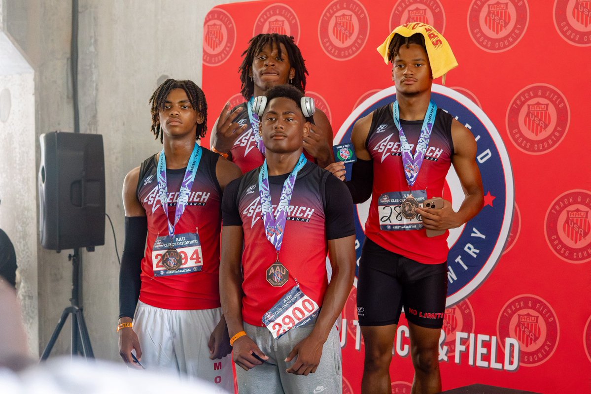_SpeedRich's tweet photo. Hey Team!
Speed Rich Performance is gearing up for success! Help fund fees and travel for our athletes this year!

https://t.co/if4spTxjJA https://t.co/E6zBBpUraH