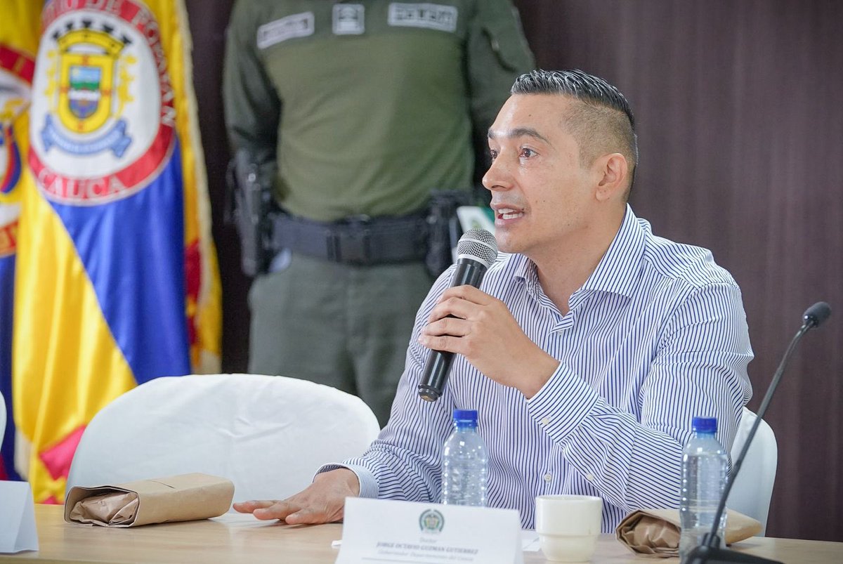 OctavioGuzmanGu's tweet photo. Colombia votó y la democracia trazó el camino: el 21 de junio habrá segunda vuelta presidencial 🇨🇴.

Reconocemos el esfuerzo y compromiso de la @Registraduria, las autoridades municipales, la Fuerza Pública, los veedores y todas las organizaciones y entidades garantes de este proceso con quienes articulamos esfuerzos desde el Comité de Garantías Electorales y PMU. En el Cauca se vivió una jornada tranquila y sin contratiempos con una participación alta del 64.53%. Cerca de 695 mil caucanos asistieron a las urnas.

Al Cauca le corresponde seguir siendo ejemplo de participación y civismo. Continuaremos trabajando con dedicación y transparencia de cara a la próxima jornada electoral del mes de junio.

#SegundaVuelta