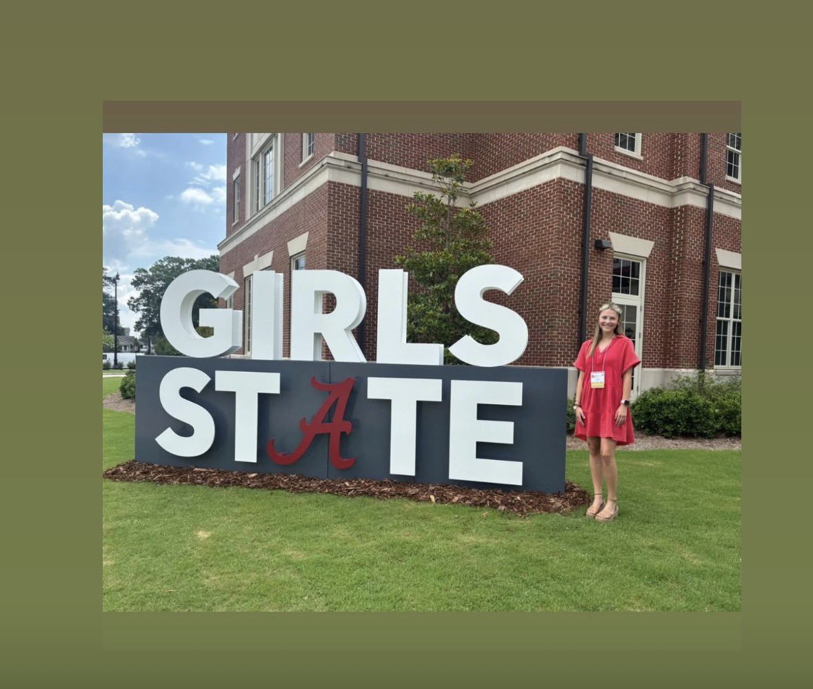 sshspanthers's tweet photo. 🇺🇸 🐾 Rayla Honeycutt and Ava Frachiseur  are representing Southside High School this summer as our American Legion Auxiliary Girls State Representative’s at The Univeristy of Alabama. ALA Girls State American Legion Auxiliary units in all 50 states proudly host ALA Girls State. https://t.co/PtpBf90OBt