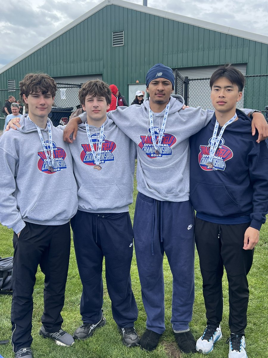 AWHS_Track's tweet photo. Congratulations to the Boys 4 x 100 Meter Relay Team who placed 3rd in a school record 43.87 at the MIAA Division 4 State Championship: Tyler Ames, Carson Fava, Anthony Louie, and Evan Pham! https://t.co/Jm6F1b8Q0k