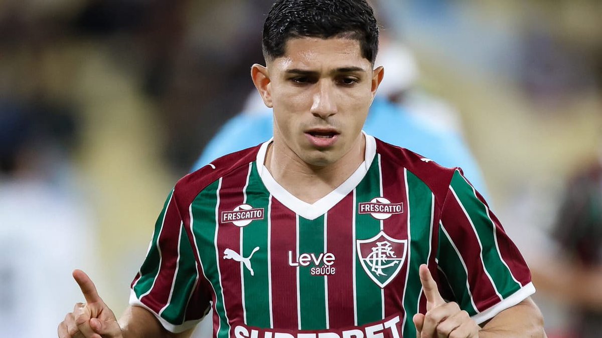 lance_flu's tweet photo. Fluminense tem mudanças na escalação para enfrentar o Cruzeiro https://t.co/O5Ildn9NHL https://t.co/gUk2TjPqrp