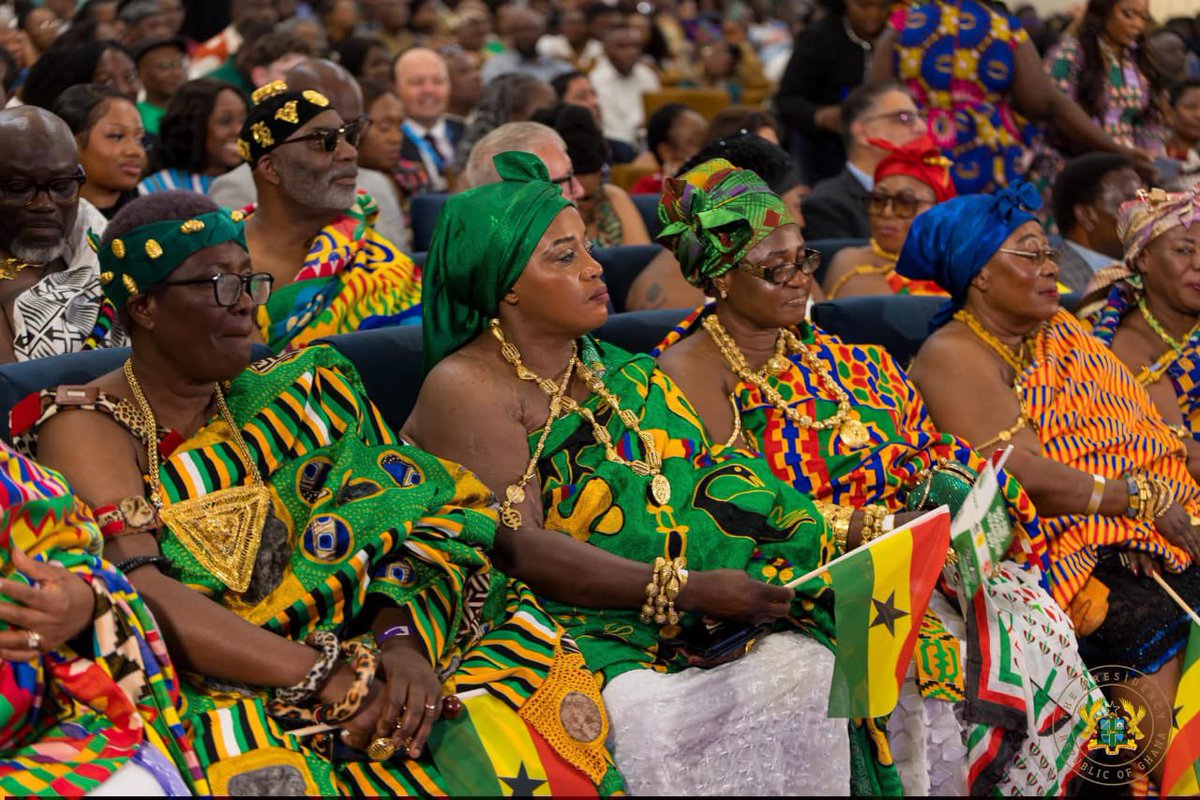 GhanaPresidency's tweet photo. #MahamaThePresident 
#MahamaInTheUk
#GhanaianCommunityInUK https://t.co/hRohJdSStK