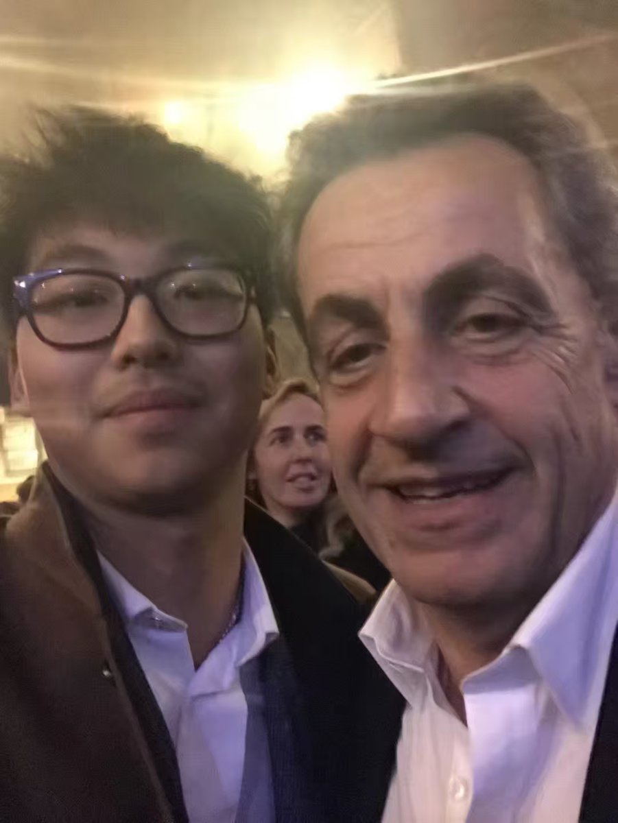 ThinksDylan's tweet photo. Meeting the former French President when I was in college was fun.

I asked him a question: "How did you like the Élysée Palace?"

He replied, "Sometimes I got lost in it because it was big."

When I was a student, there was a year when I barely sat down for meals because I spent most of my time either in the library, attending guest lectures and talks, or figuring out ways to learn. One day, I attended a concert by Sarkozy's wife, and he happened to greet me. We had a brief conversation, and after the concert, I went up to talk to him again because, at that time, I wanted to have conversations with important people - not for the prestige, but for the opportunity to learn.

Initially, I was hesitant to approach him, but talked to him I couldn't feel any better.

One important lesson that still helps me today, both in life and in building a startup, is that your job often involves dealing with people who are more accomplished than you, because that is how both you and your company grow - the time when you have this conversation, make this conversation equal.

During that year in college, I also met the former CEO of Google and the European Director of the Bill & Melinda Gates Foundation. One of the biggest lessons I have learned is that we often assume people are unapproachable, but they usually are not. And if you treat them like rock stars, they will treat you like a fan. Don't underestimate yourself or be too hesitant to start a conversation. After all, we are all human.

If you read enough biographies, you will find that every important person started out as an ordinary and largely unknown individual. You may be ordinary today, but in the long run, you could become just as important as the people you admire or feel nervous about approaching.