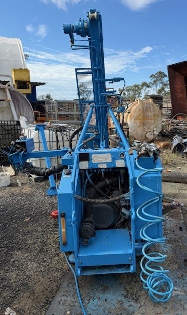 EquipmentHubPL's tweet photo. *FOR SALE* TMA TN09 Mini Geotechnical Auger Kanga Style Drill Rig *FOR SALE*

Make: TMA
Model: TN09
Engine: Two Cylinder Kohler Diesel

*Finance Options Available*

Interested? Contact Us!
Email: info@equipmenthub.net / terry@equipmenthub.net
Ph: 1300 637 455 / 0407 826 159 https://t.co/h84JSHPmh9
