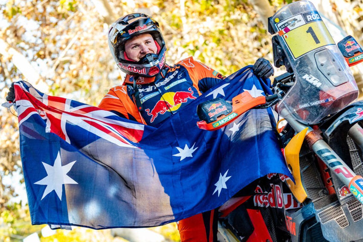 speedcafe's tweet photo. Daniel ‘Chucky’ Sanders has taken command of the 2026 FIM World Rally-Raid Championship after a dominant victory at Argentina’s Desafio Ruta 40.
#Dakar #RallyRaid
➡️ https://t.co/GsQLbccauJ https://t.co/YHHqIeFs4H