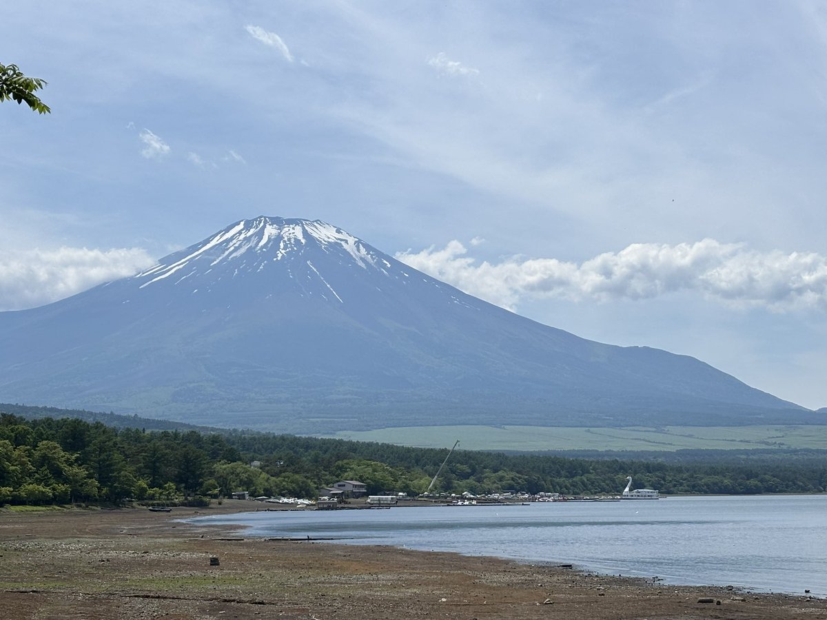 hirobd's tweet photo. 富士山眺める https://t.co/ut3Pvh2mGA