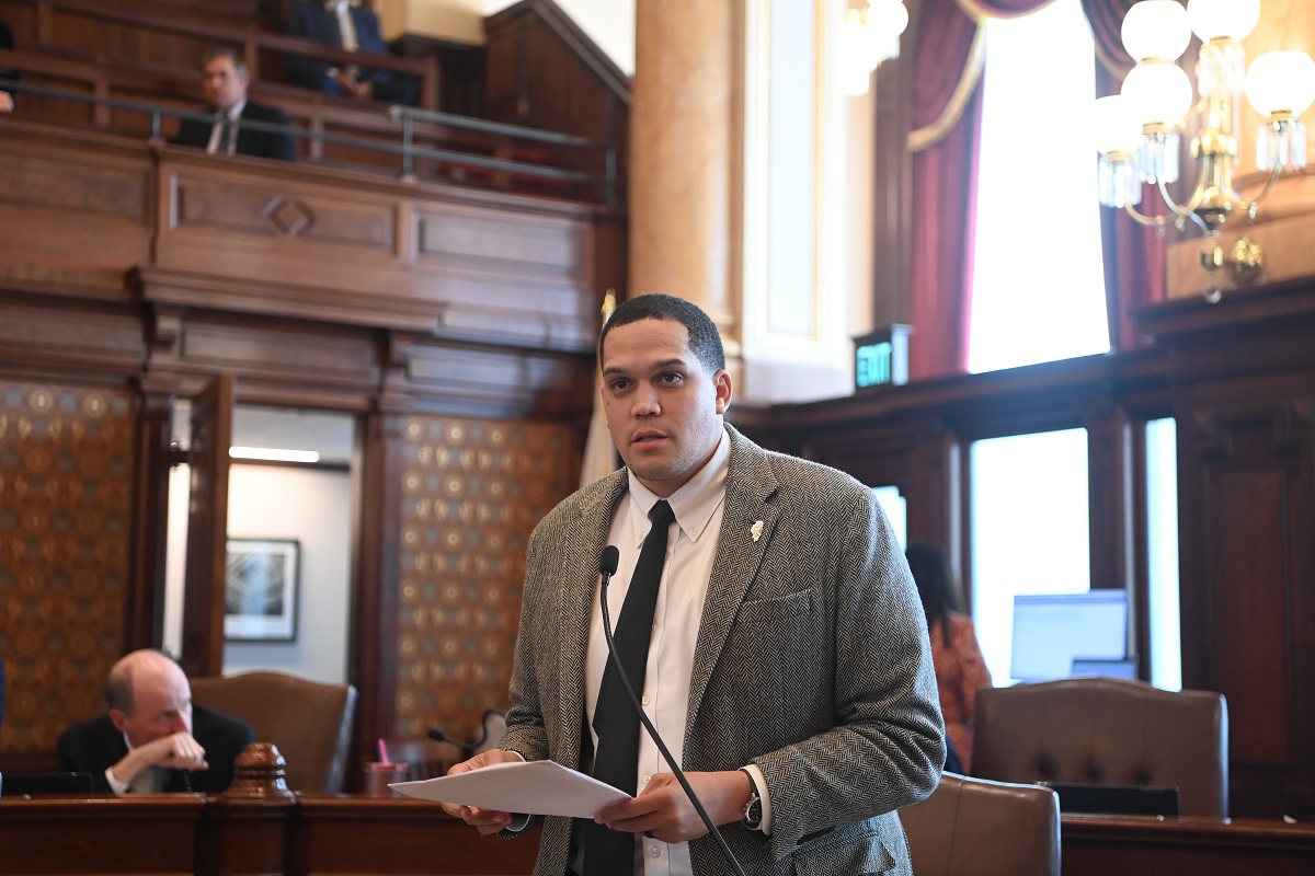 senpetersil's tweet photo. I advanced HB 4248 out of the Senate with bipartisan support, which would create the Protection from Surveillance Pricing Act. This Act would be critical for protecting consumers from price gouging and data privacy threats. Learn more: https://t.co/8wr2Mw5GFN https://t.co/8oQ0J7GA5A