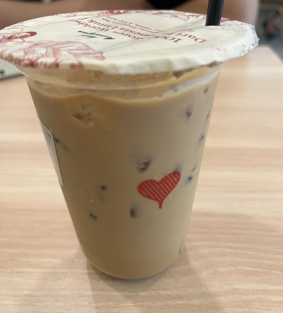 ccoooffey's tweet photo. Promo Hemat Diskon Kopi ShopeeFood 🧡☕️ 

Klaim kode voucher nya ⤵️

Tuku
https://t.co/2ree1cFs8u

Point Coffee
https://t.co/WFXg0C6FKR

Kenangan
https://t.co/yn8Ri8blPe

t senin wts food deals gofood ref shope referal jasdor grabfood murah Pancasila Indonesia https://t.co/2g7sHlaMRV