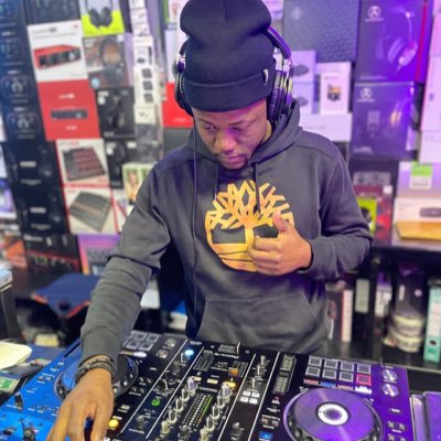 djfifty_10's tweet photo. #NewProfilePic https://t.co/xc6wFC2cii