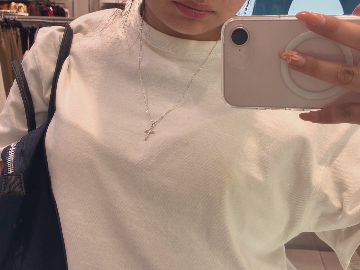 kvtiaaaa's tweet photo. bn mes https://t.co/6zS8QQbWeO