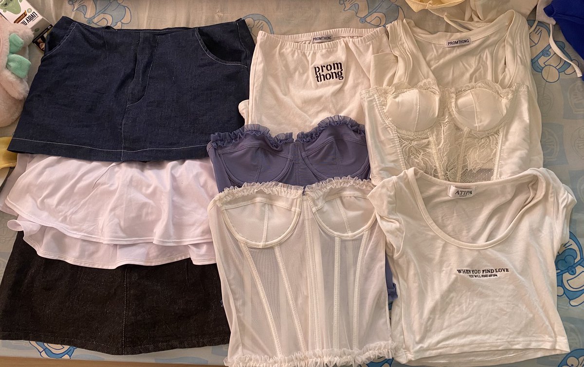 pplaifah16's tweet photo. Please RT 

˗ˏˋ ส่งต่อเสื้อผ้ามือ 2 ꔛ 🍓🧴
♡ ส่วนใหญ่งาน ตต. ♡ 

ลงวันนี้ตอน บ่ายสอง
🍒 50฿ ทุกตัว!!! ค่าส่งเหมา 40฿ ꔛ

 #ส่งต่อเสื้อผ้ามือ2 #ส่งต่อเสื้อผ้า #ส่งต่อเสื้อผ้ามือสอง #โล๊ะตู้เสื้อผ้า  #ส่งต่อเสื้อผ้าราคาถูก #เสื้อผ้ามือสอง https://t.co/I9XeMA1qML