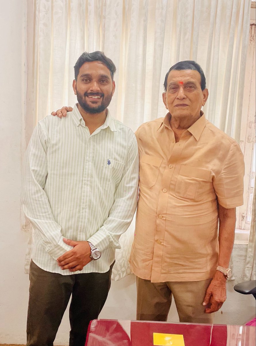 SM_8009's tweet photo. कोल्हापूर जिल्ह्याचे नेते, माजी आमदार मा. महादेवराव महाडिक आप्पा यांना वाढदिवसानिमित्त हार्दिक शुभेच्छा..! आपणांस उत्तम व निरोगी दीर्घायुष्य लाभो ही ईश्वरचरणी प्रार्थना..!
#mahadikpattern #appamahadik https://t.co/8nBjkln1oi