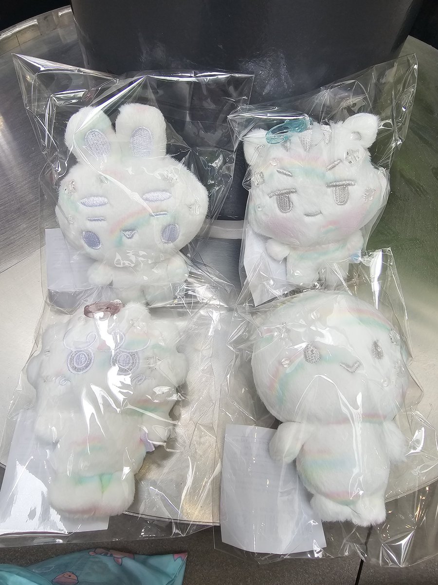 hushrushdubu's tweet photo. Plushie kurang darah https://t.co/AD1Kj9OYgf
