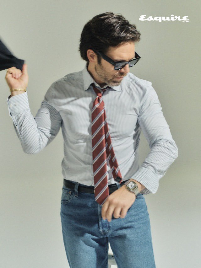 SStanMex's tweet photo. 📸 Fotografías de Sebastian Stan para la edición de Esquire Malaysia. https://t.co/tfSyh72gkv
